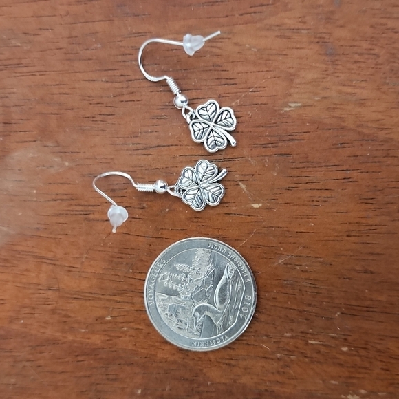 Four Leaf Clover Earrings - Picture 1 of 1